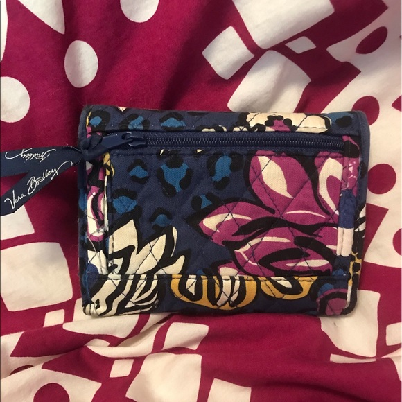 Vera Bradley Wallet - Picture 1 of 4